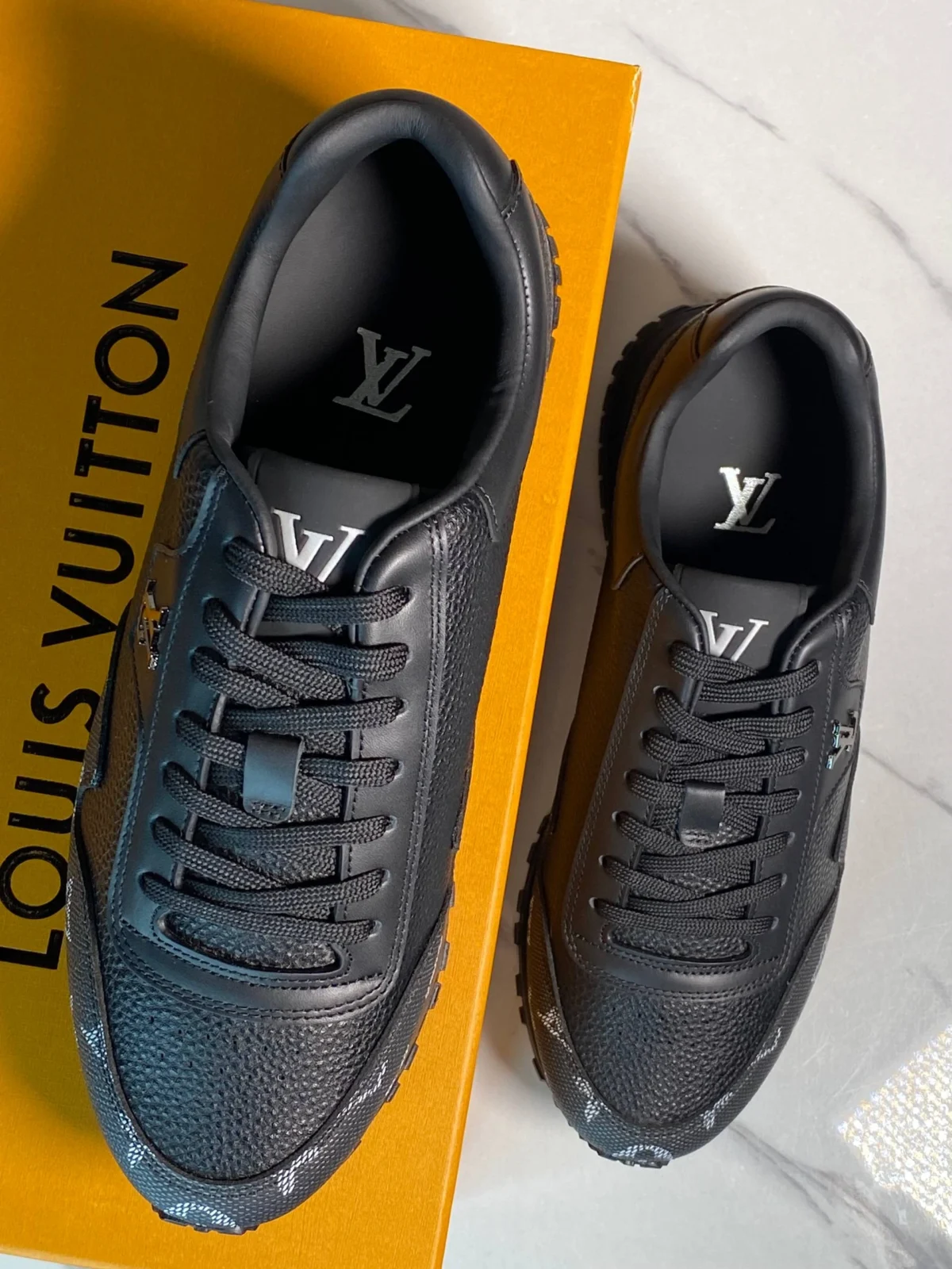 Кроссовки LOUIS VUITTON — изображение 4