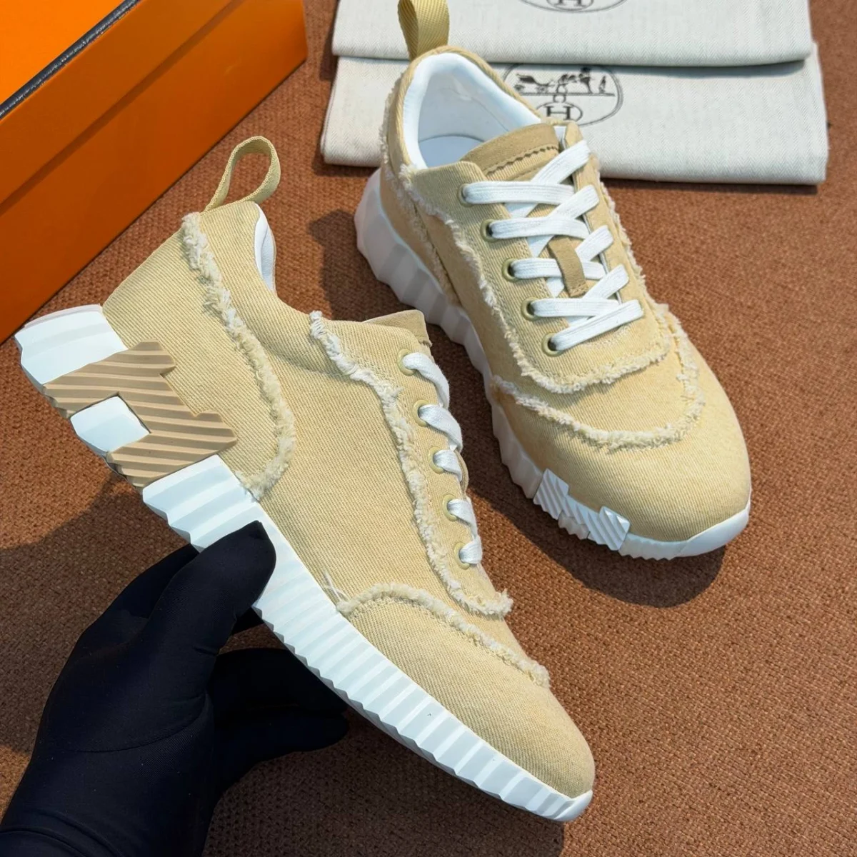 Кроссовки HERMES — изображение 6