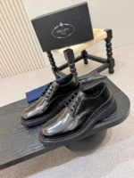 Мужские дерби Prada чёрного цвета, артикул 338922
