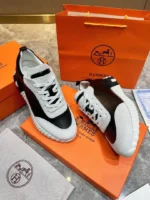 Кроссовки HERMES — изображение 2