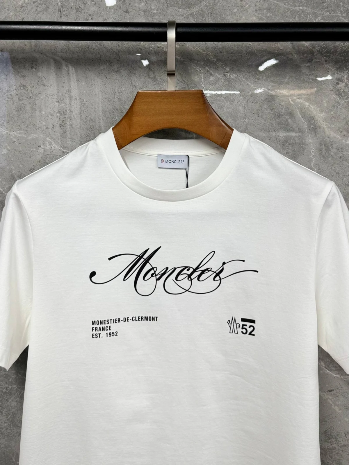 Футболка MONCLER — изображение 3