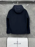 Ветровка & Безрукавка MONCLER — изображение 4