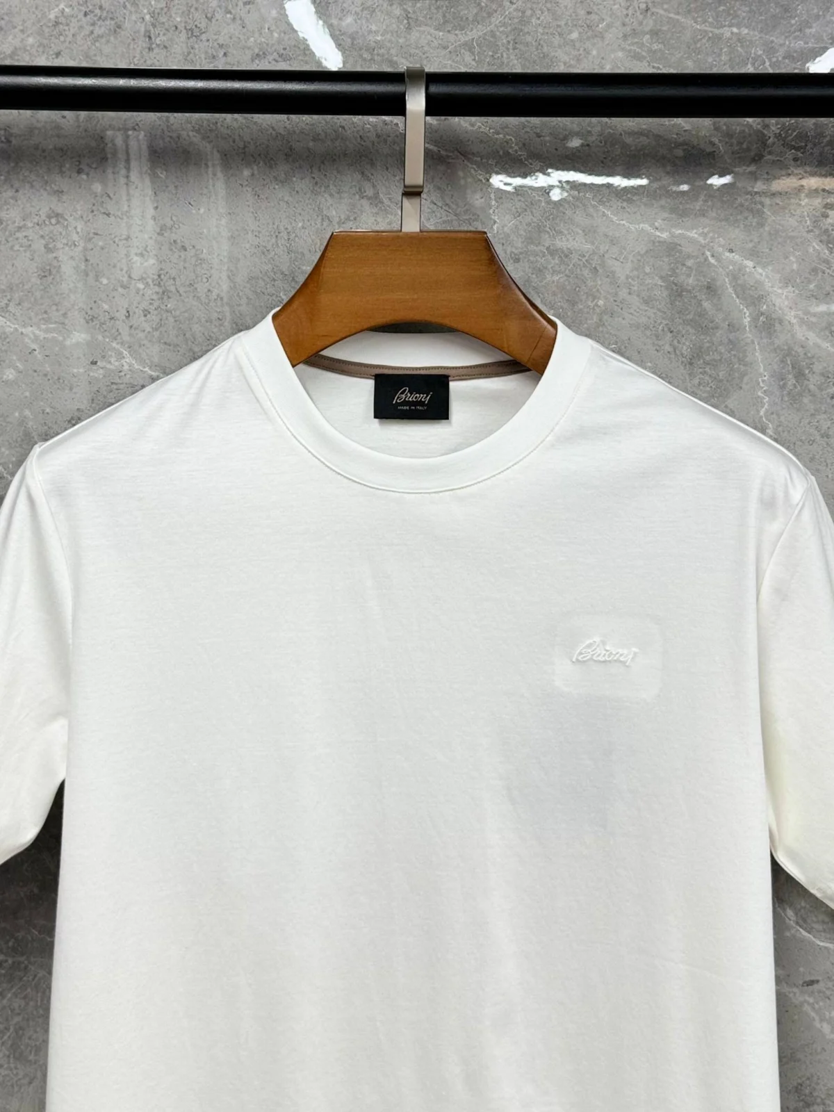 Футболка BRIONI — изображение 3