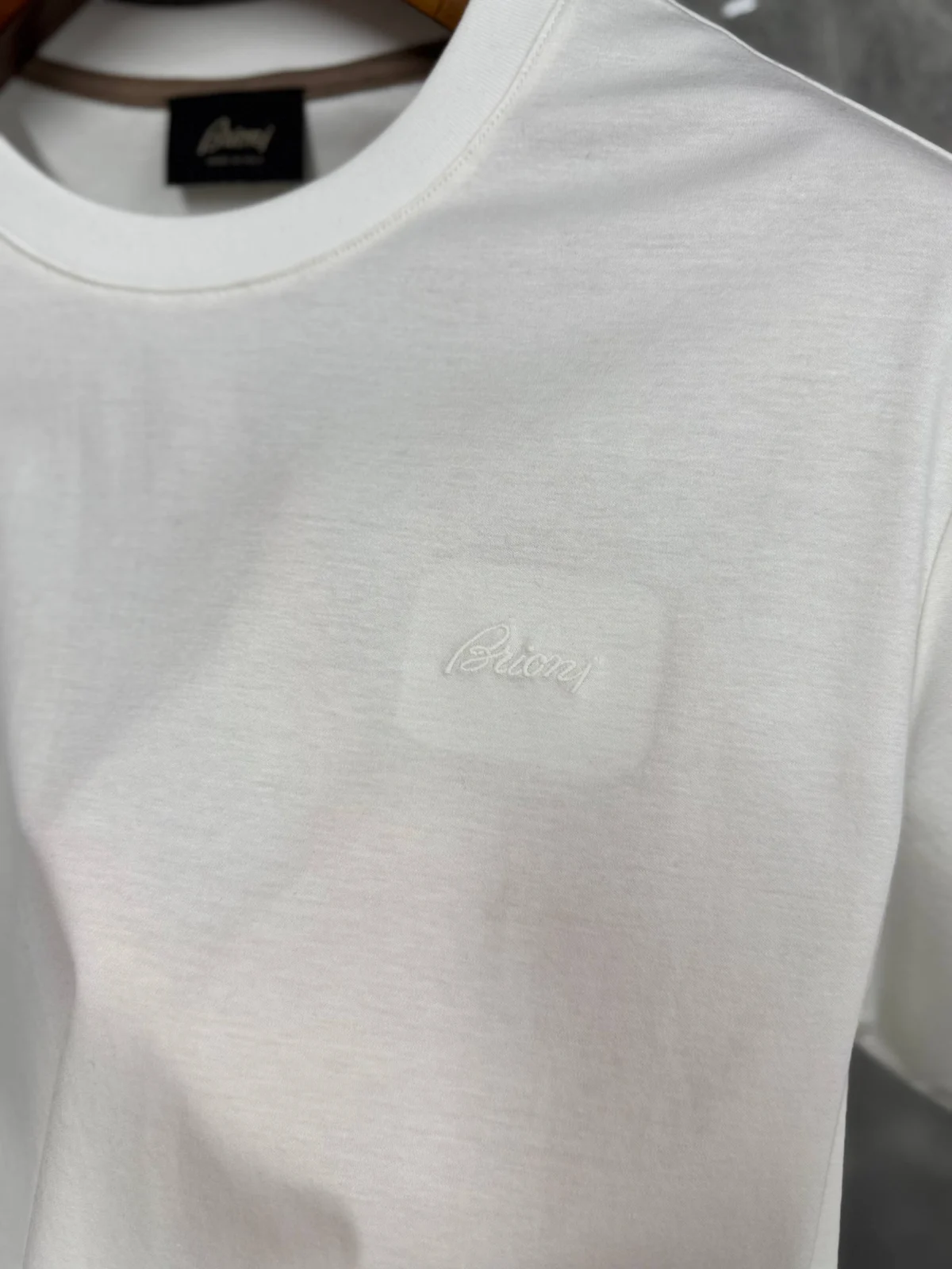Футболка BRIONI — изображение 4