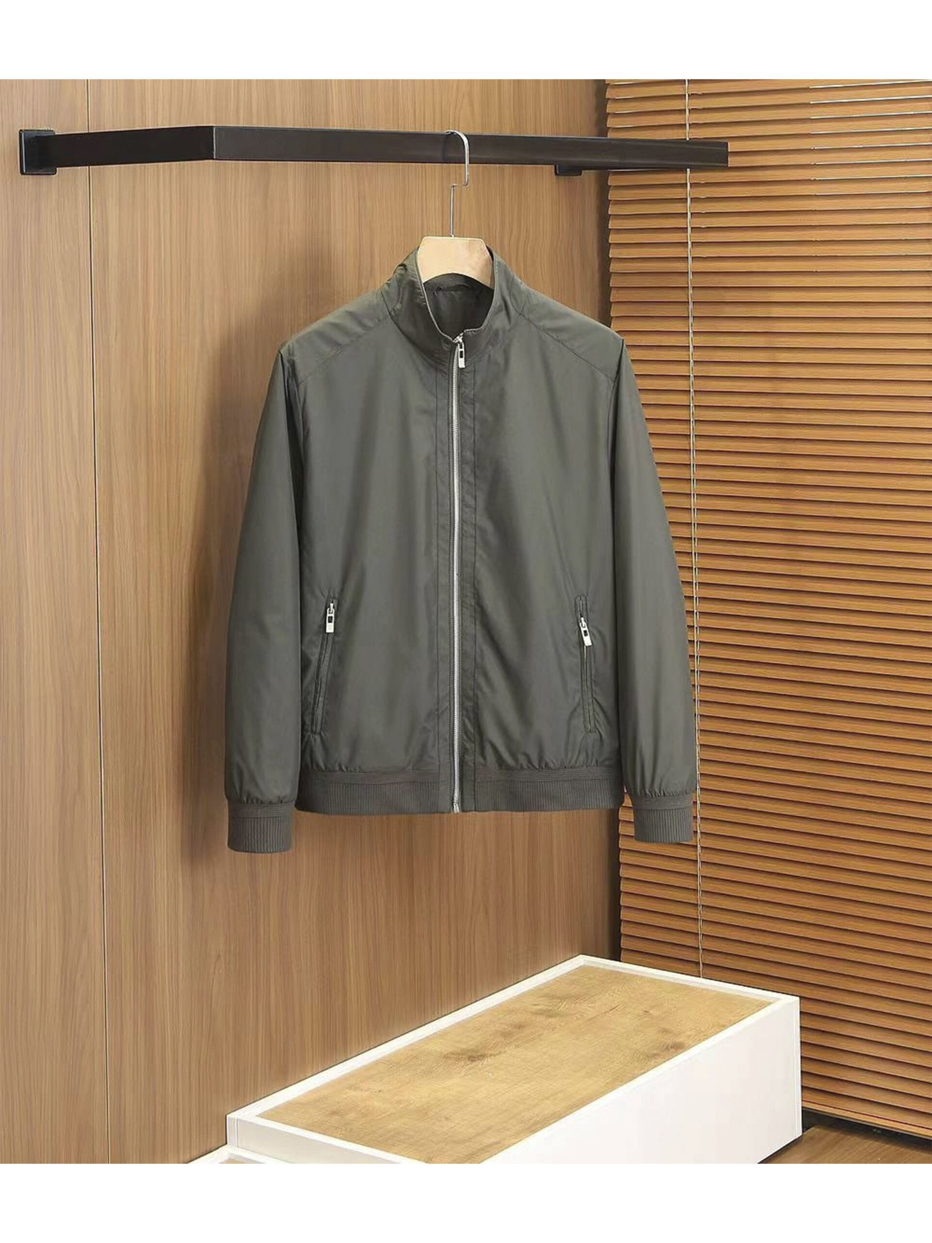 19 Ветровка LORO PIANA — изображение 1