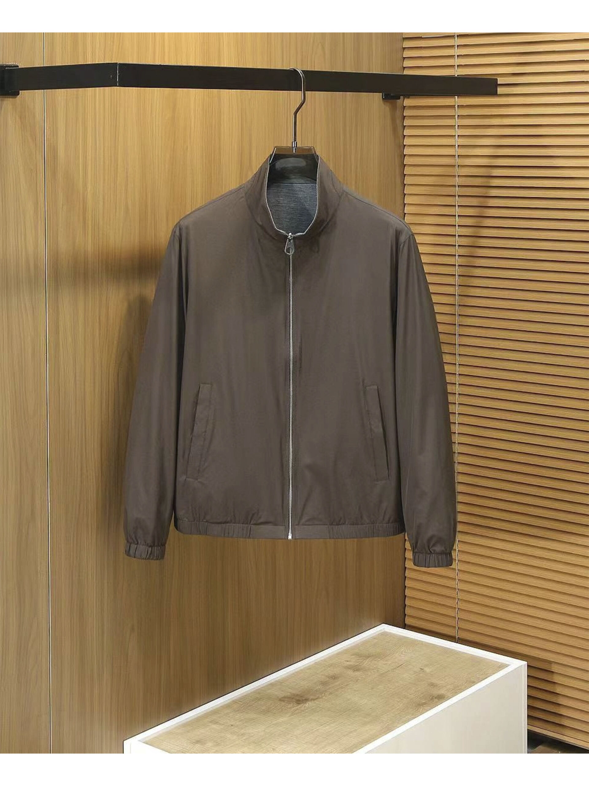 23 Двухсторонняя ветровка LORO PIANA — изображение 1