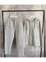 Мужской спортивный костюм Prada серого цвета, артикул 340576