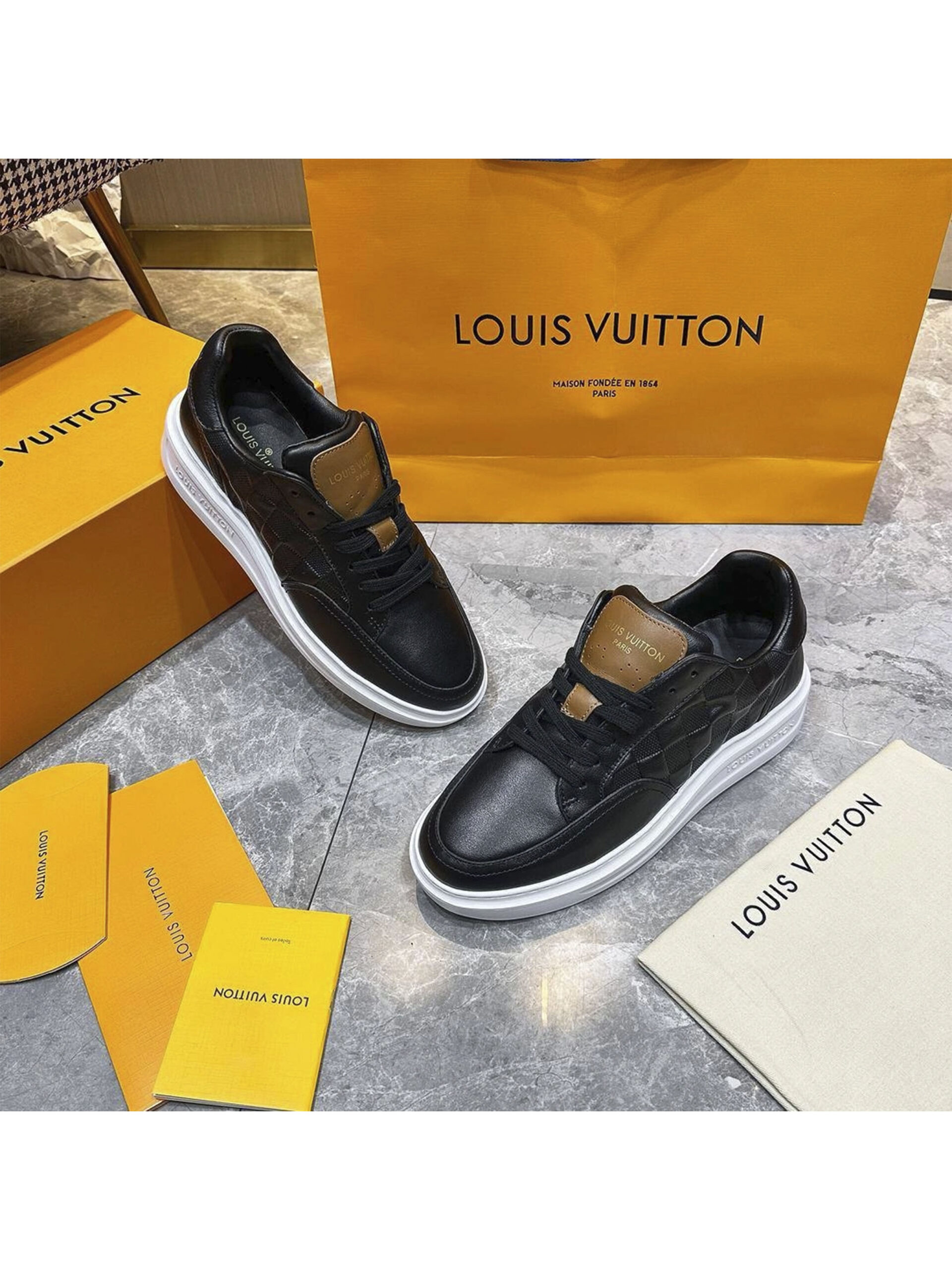 4 Кеды LOUIS VUITTON — изображение 1