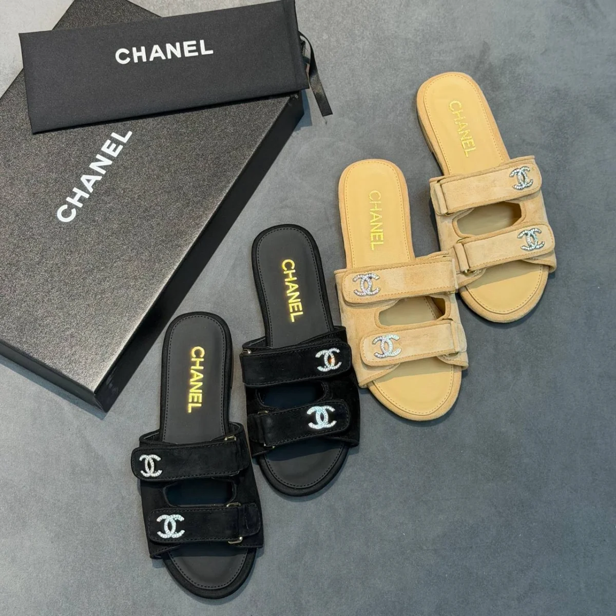 Шлепанцы CHANEL — изображение 2