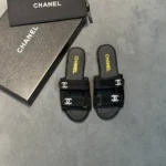 Шлепанцы CHANEL — изображение 3