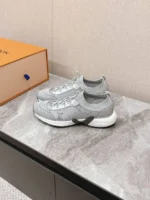 Кроссовки LOUIS VUITTON — изображение 3