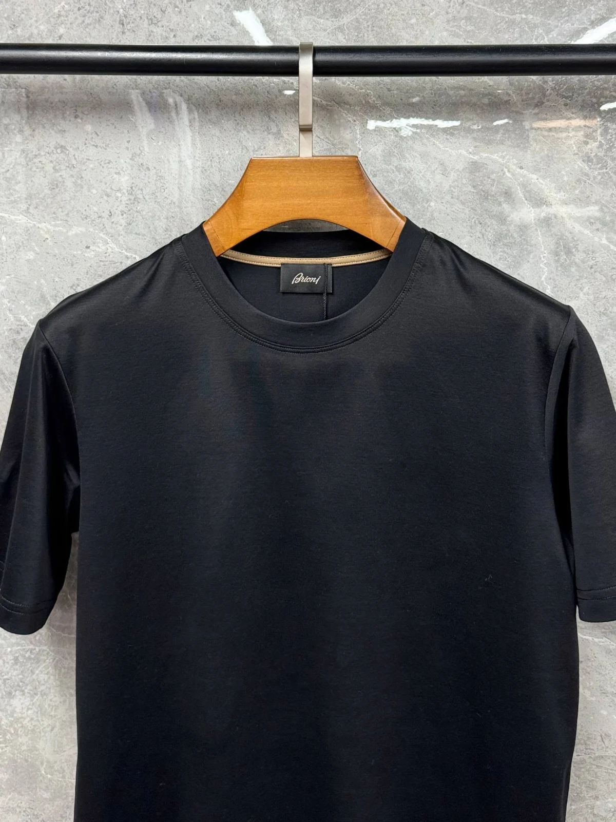 Футболка BRIONI — изображение 3