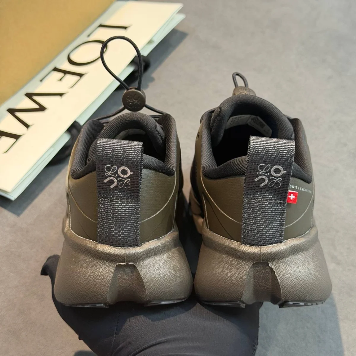 Кроссовки LOEWE — изображение 6