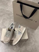 Женские кеды Golden Goose серого цвета, артикул 340034