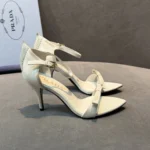 Женские босоножки Prada белого цвета, артикул 340179 — фото 4
