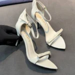 Женские босоножки Prada белого цвета, артикул 340179 — фото 3