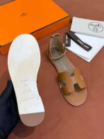 Женские сандалии Hermes коричневого цвета, артикул 340287 — фото 7