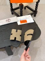 Шлепанцы HERMES — изображение 3