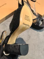Женские босоножки Gianvito Rossi чёрного цвета, артикул 340982 — фото 5