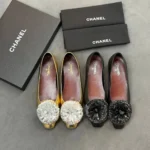 Женские балетки Chanel золотого цвета, артикул 340983 — фото 2