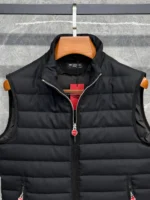 Мужская безрукавка Kiton чёрного цвета, артикул 340985 — фото 6