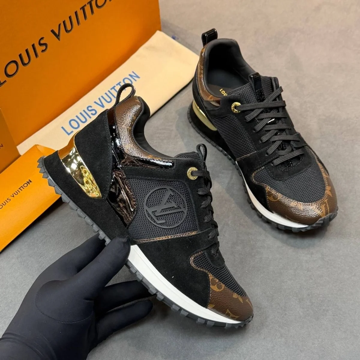Кроссовки LOUIS VUITTON — изображение 2