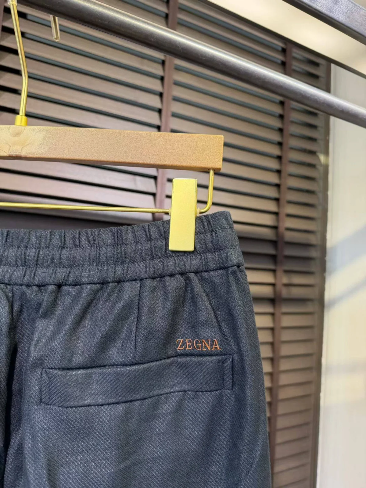 Льняной костюм ZEGNA — изображение 8