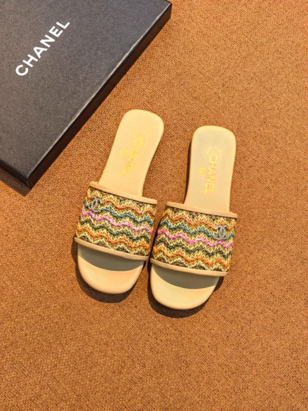 Шлепанцы CHANEL