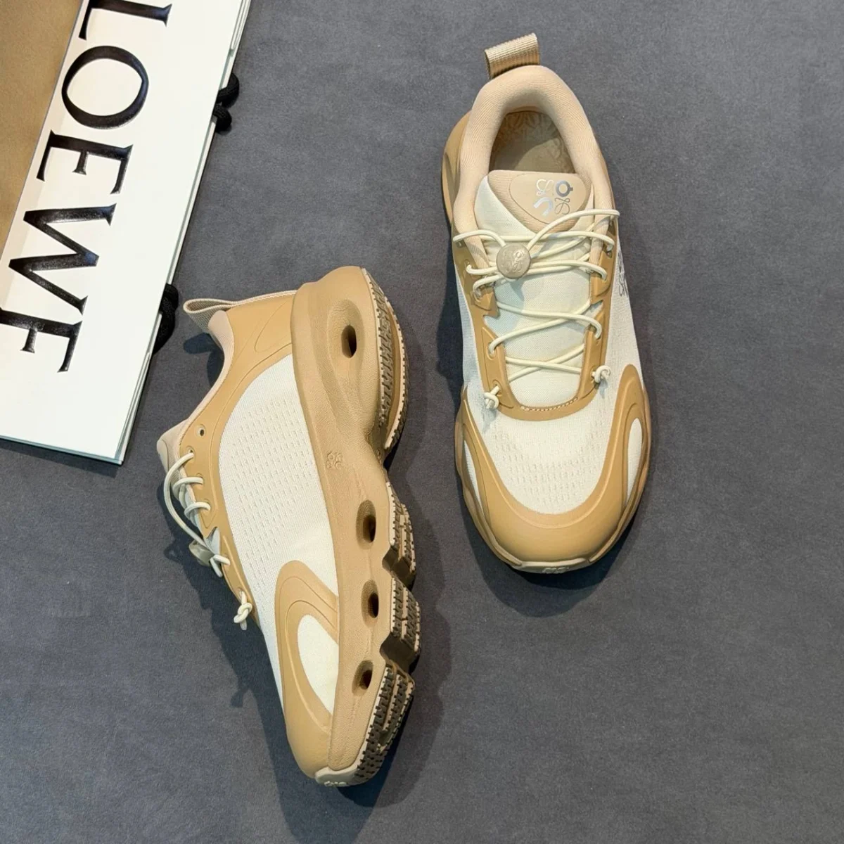 Кроссовки LOEWE — изображение 5