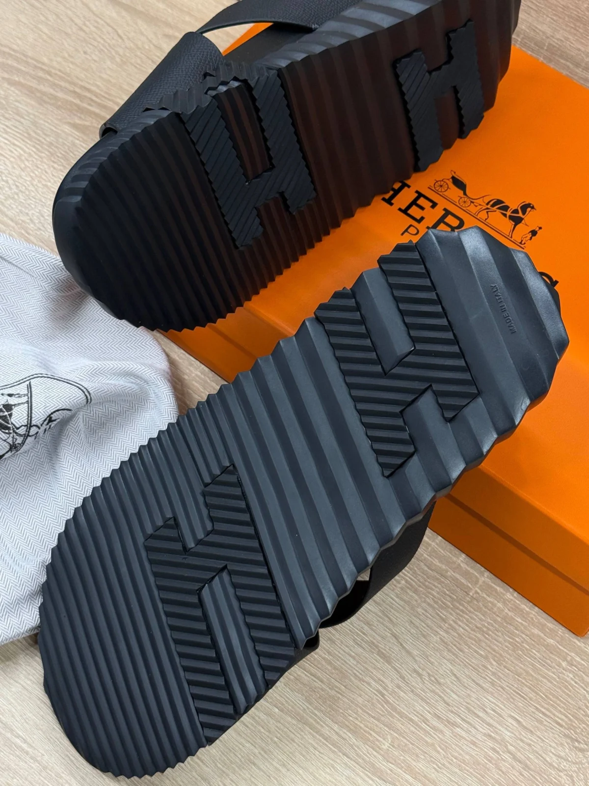 Шлепанцы HERMES — изображение 5