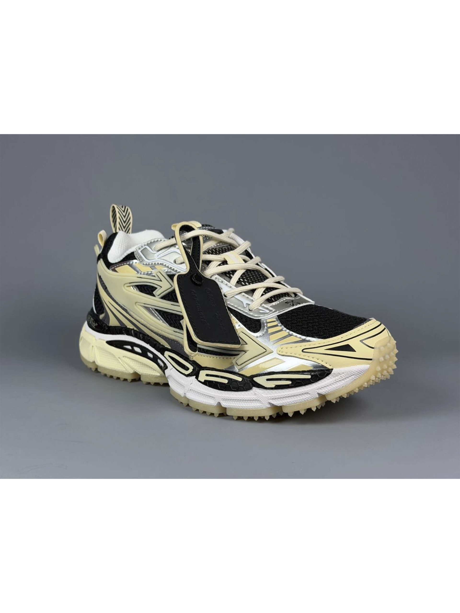 8 Кроссовки Off-White Be Right Back — изображение 1