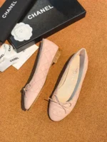 Женские балетки Chanel розового цвета, артикул 342381