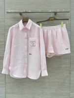 Женский костюм Chanel розового цвета, артикул 342543