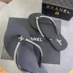 Женские шлепанцы Chanel чёрного цвета, артикул 342827 — фото 6
