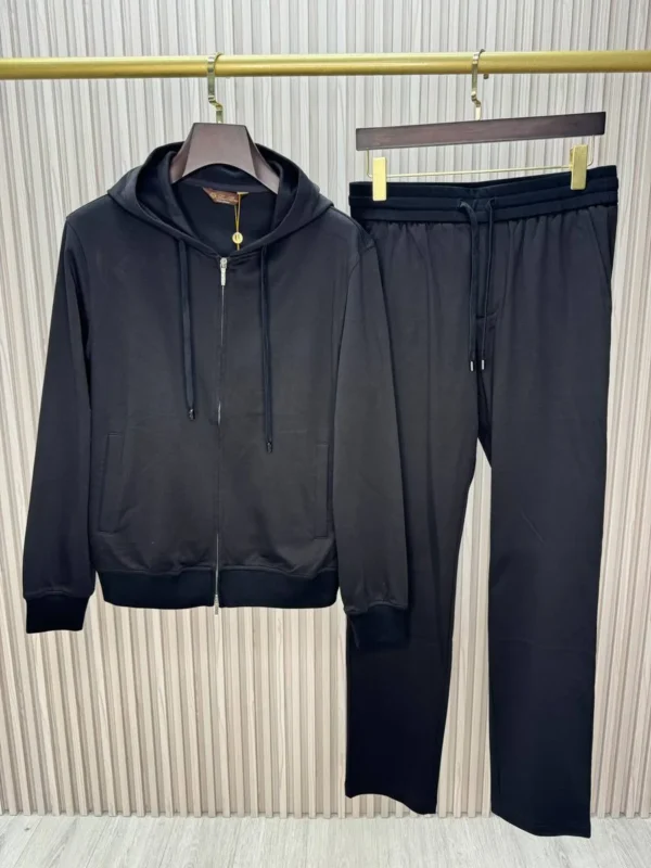 Спортивный костюм LORO PIANA