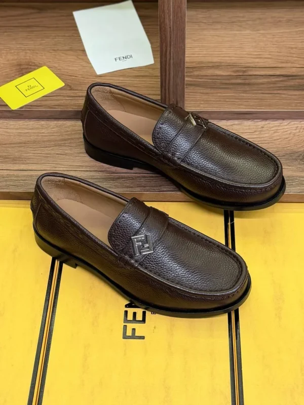 Лоферы FENDI