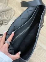 Сумка мессенджер BOTTEGA VENETA — изображение 5