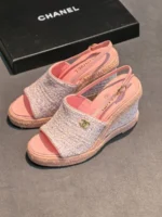 Женские босоножки Chanel розового цвета, артикул 344325