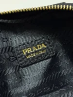Сумка мессенджер PRADA — изображение 4