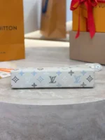 Клатч LOUIS VUITTON — изображение 3