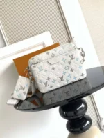 Сумка мессенджер LOUIS VUITTON