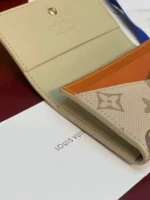 Картхолдер LOUIS VUITTON — изображение 6
