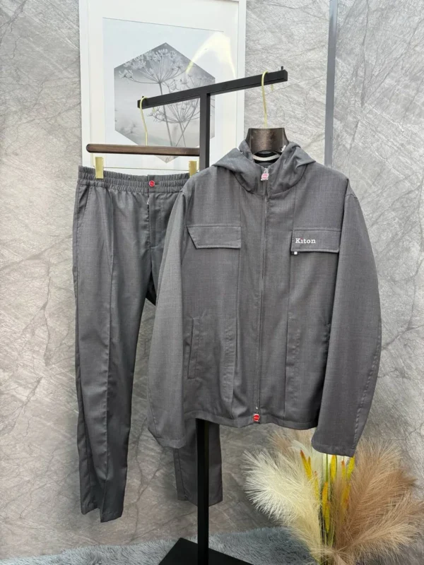Костюм KITON