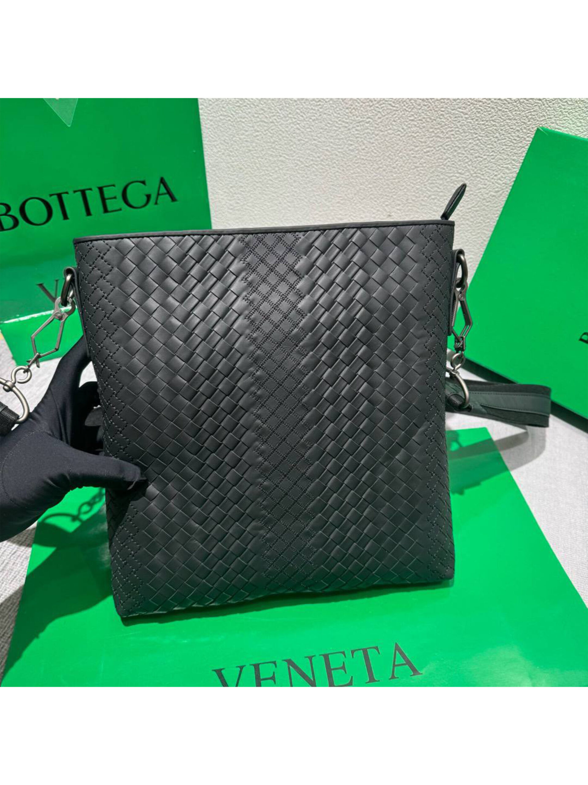 6 Сумка мессенджер BOTTEGA VENETA — изображение 1