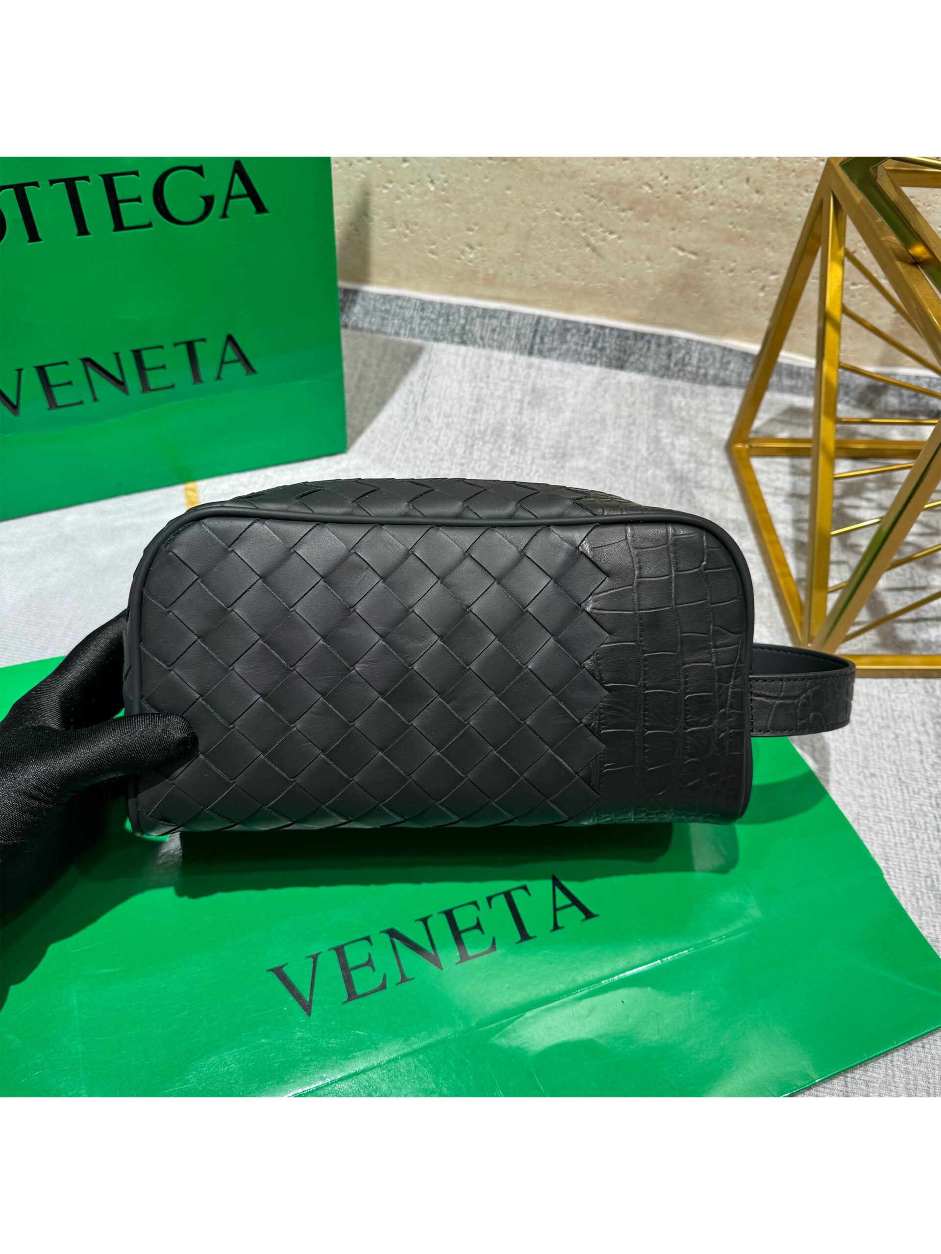 8 Несессер BOTTEGA VENETA — изображение 1