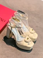 Босоножки VALENTINO