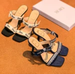Женские босоножки Dior чёрного цвета, артикул 343597 — фото 2