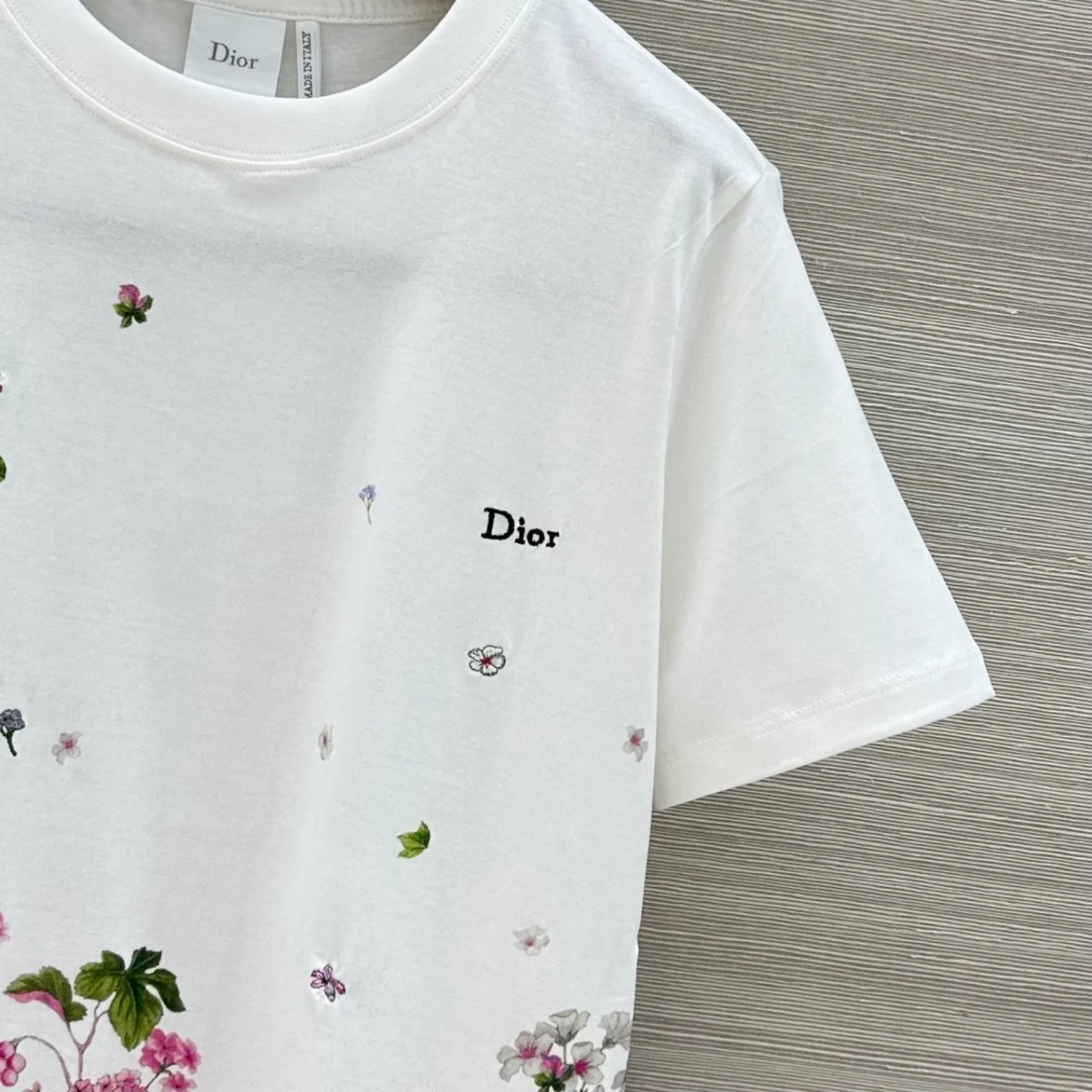 Футболка DIOR — изображение 4