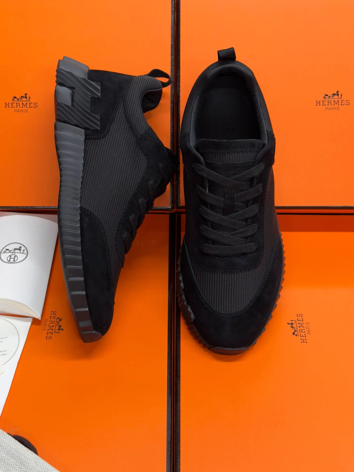 Кроссовки HERMES — изображение 3