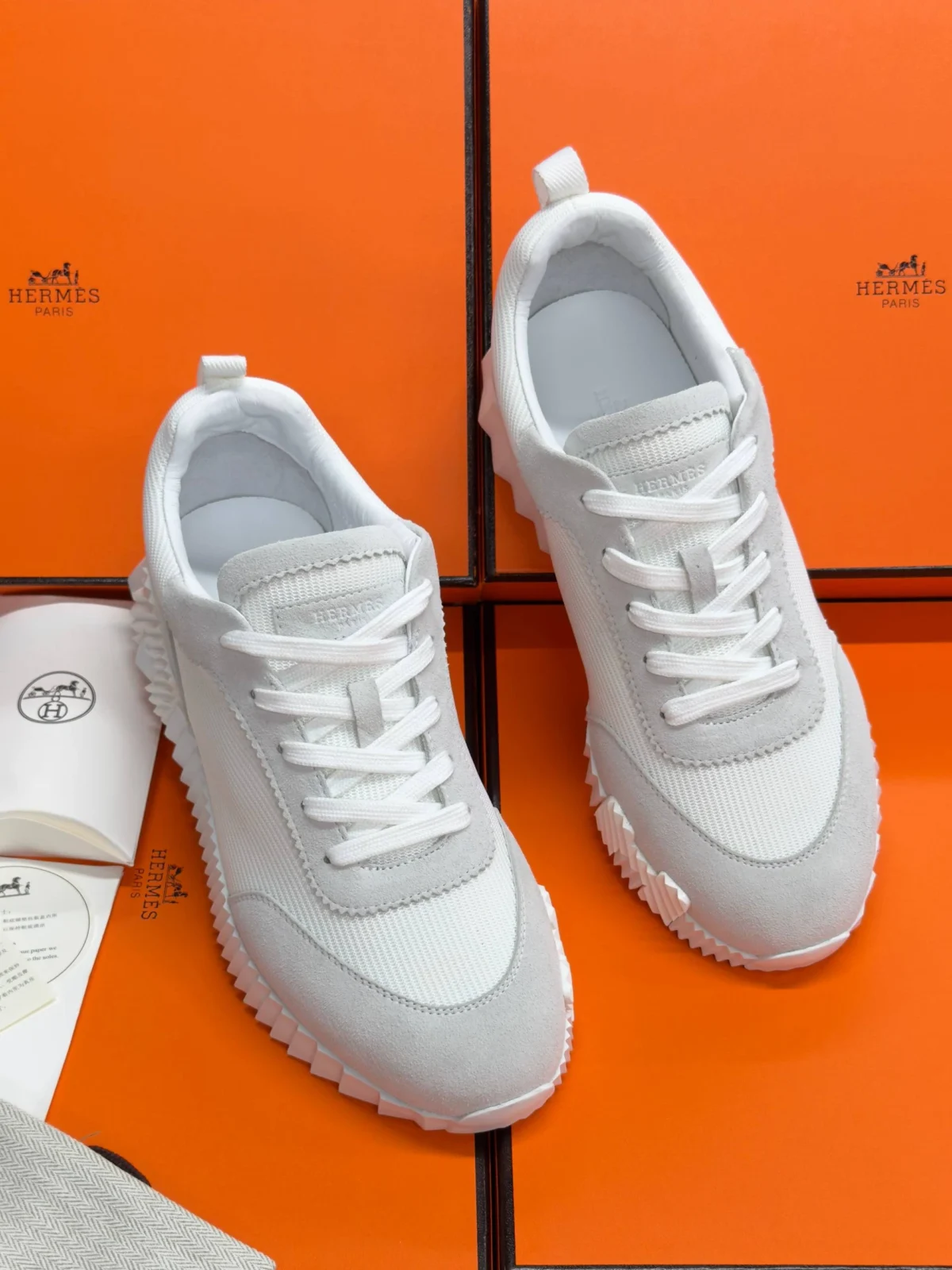 Кроссовки HERMES — изображение 3
